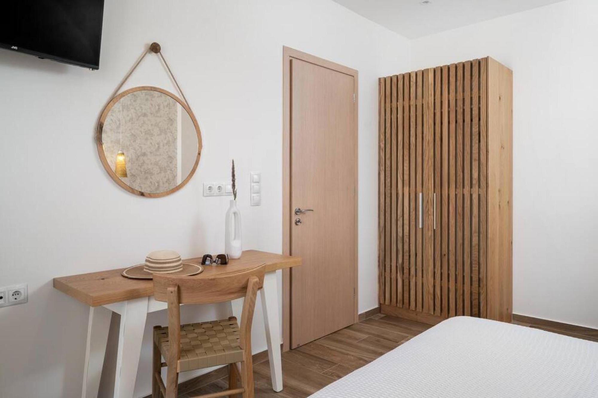 Kayy Apartments 3 In Matala Bagian luar foto